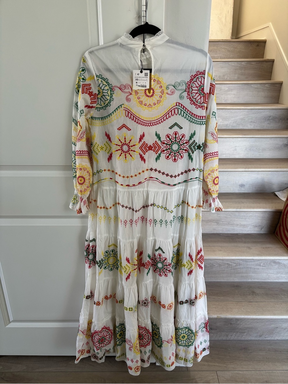 ZARA White Embroidered Maxi Dress - Picture 5 of 10